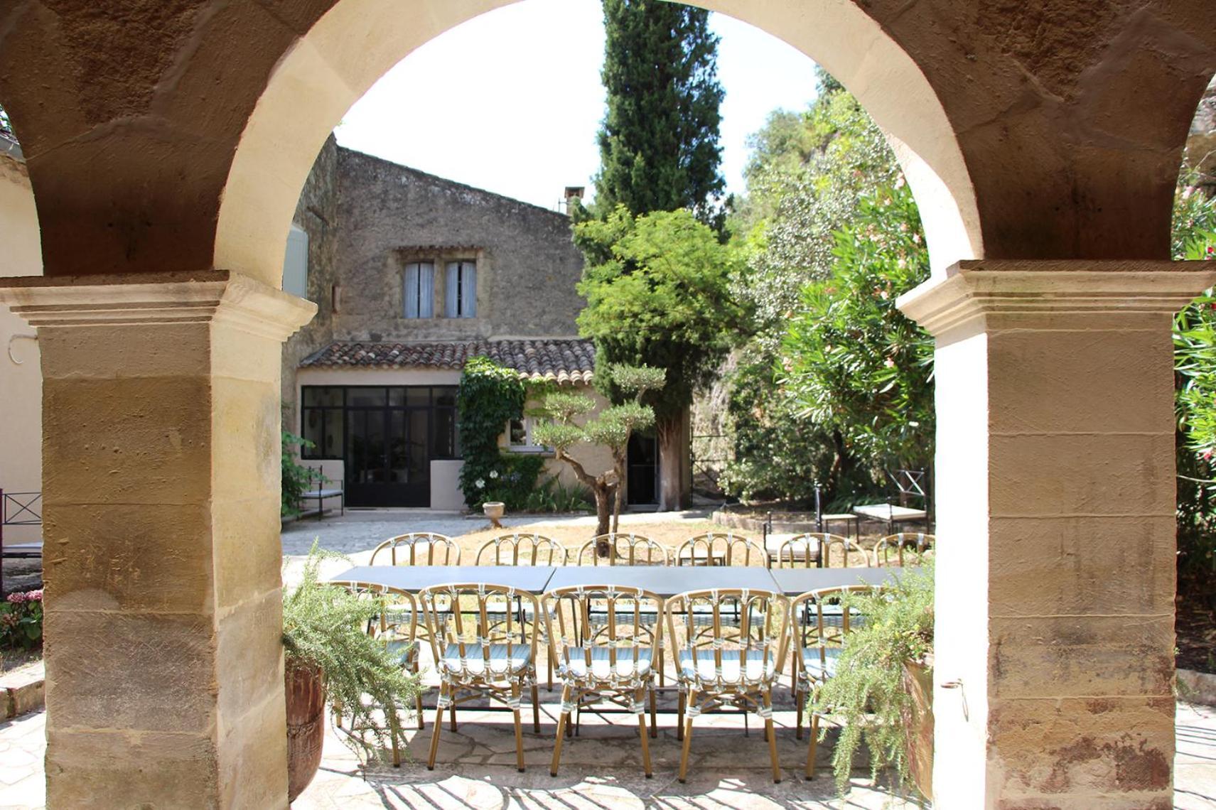 Chateau De L'Olivete Cornillon Exterior photo